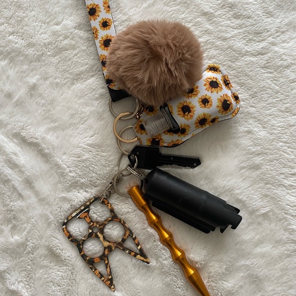 Keychain - Picture 2 of 2